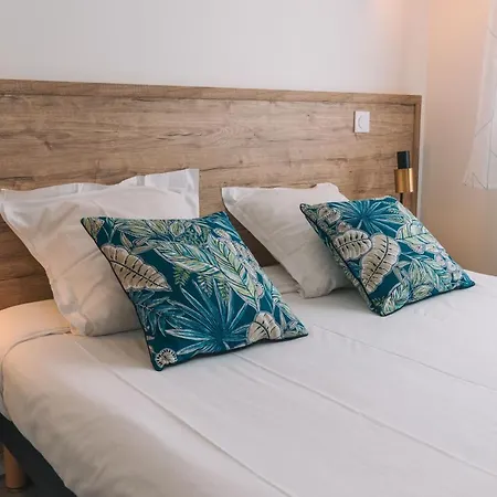 Otel Du Cap 2*