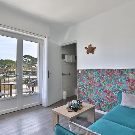 Du Cap Hotel 2*